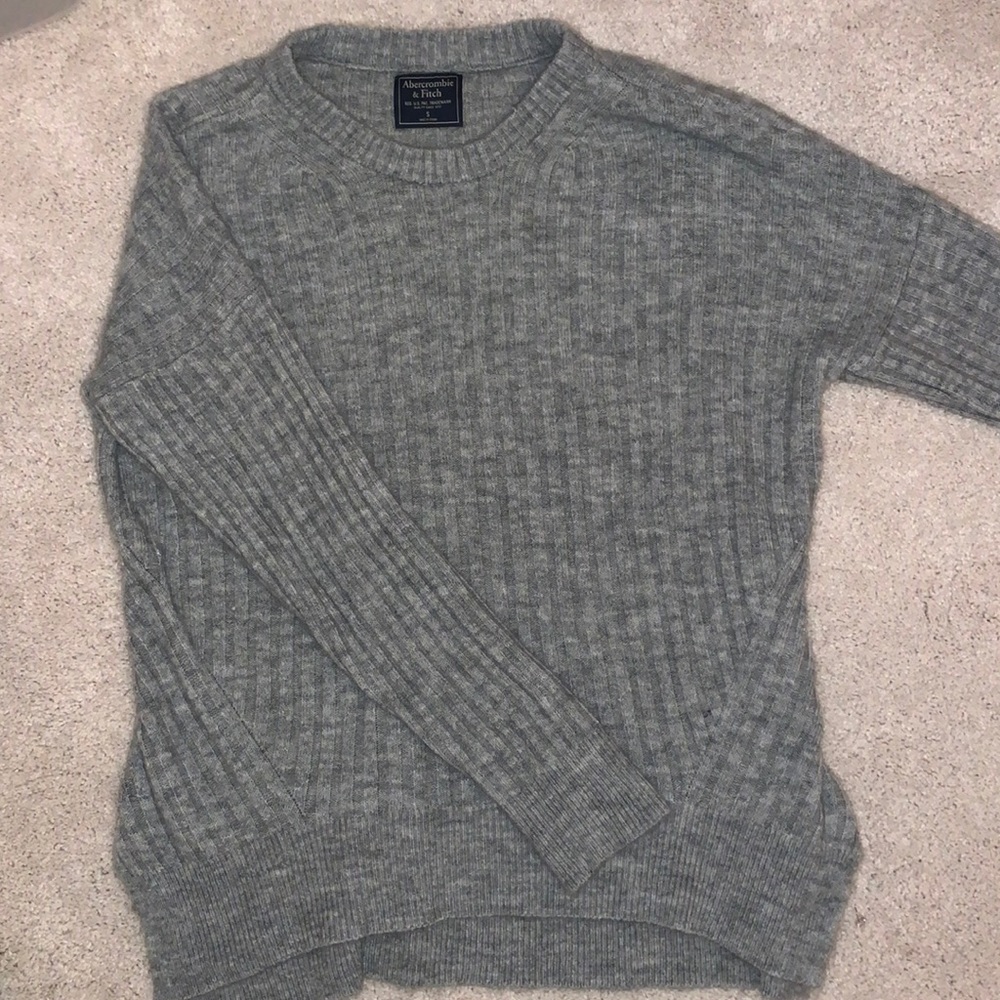 Abercrombie&fitch grey sweater